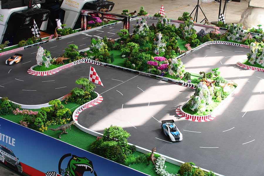 miniature race car tracks