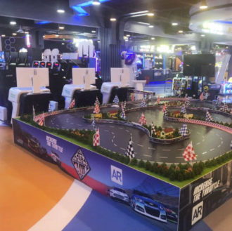 game center / Arcade Center