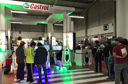 ar racing car with castrol, castrol racing car