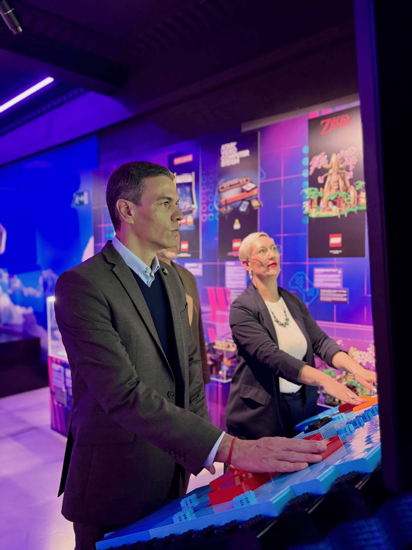 Spanish Prime Minister Pedro Sánchez Explores Client Entertainment Venue