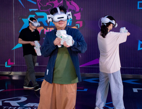 VR Arena - A Multifunctional Space Showcase | Owatch™
